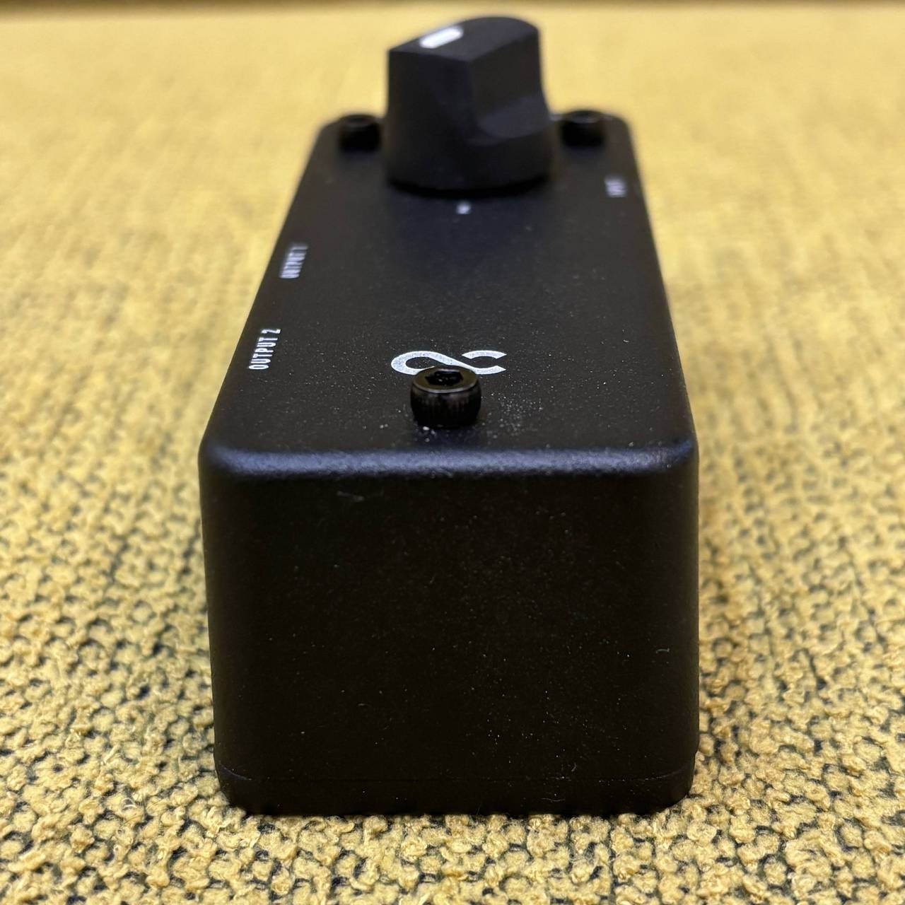 ONE CONTROL One Control Minimal Series Silver Para Bass Buffer