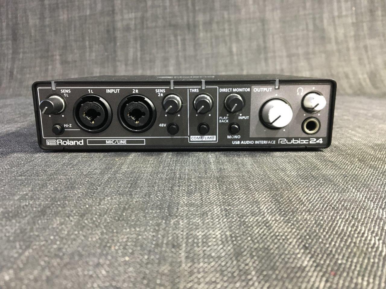 Roland Rubix24