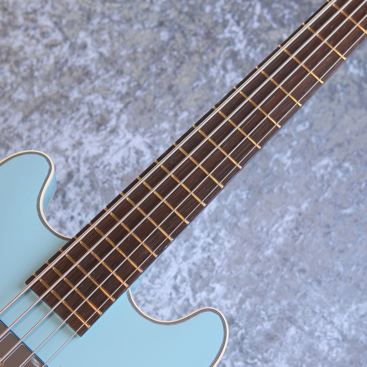 Warwick StarBass 5st - Solid Daphne Blue High Polish- 【3.94Kg
