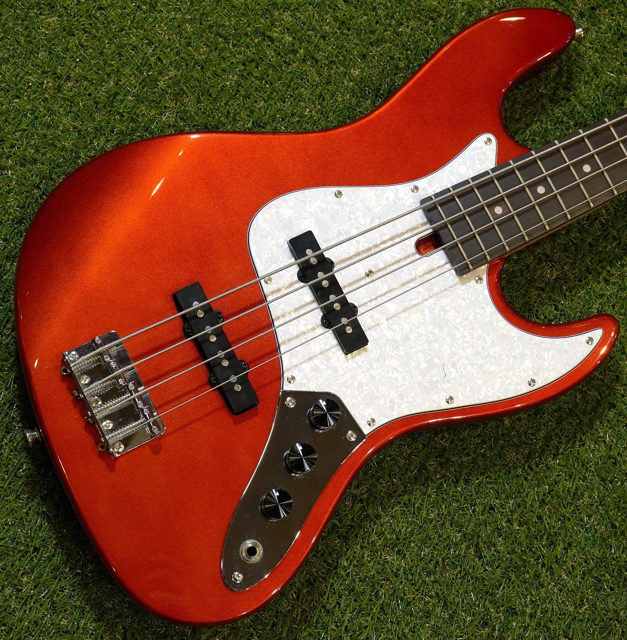 【美品】Bacchus WJB-360R キャンディアップルレッド ジャズベース 美品】Bacchus WJB-360R キャンディアップルレッド ジャズベース 美品