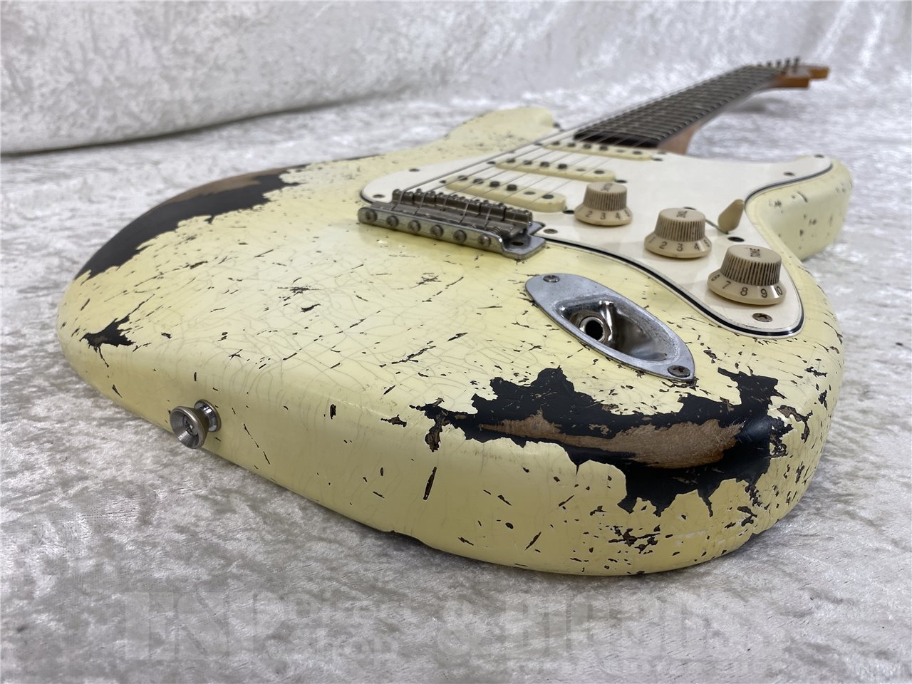 【生産完了品】Navigator N-ST-ALR Navigator N-ST-ALR-SE (Distressed Black over White)（新品/送料無料