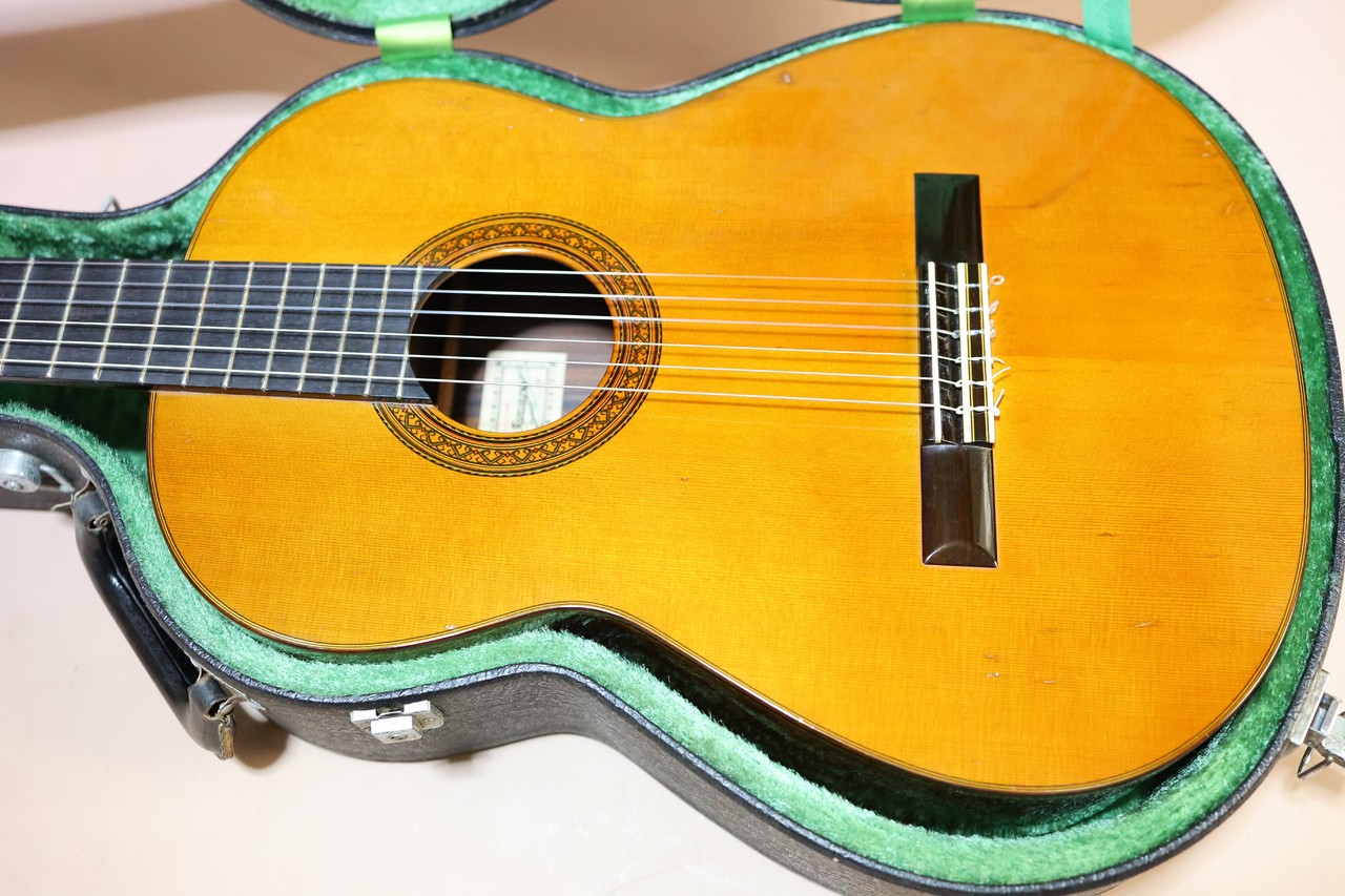 ヤマハ LL8RJ オール単板のギター