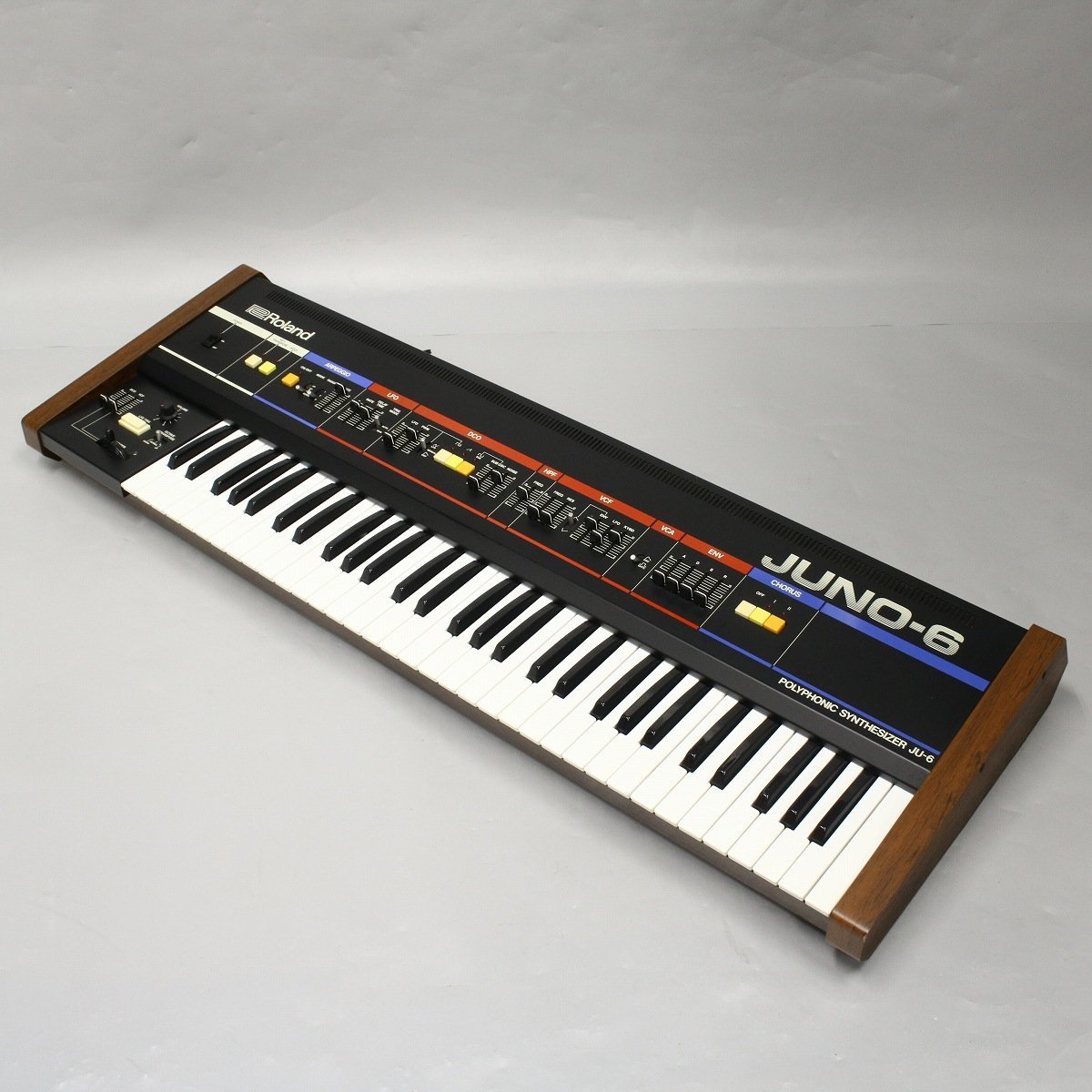 Roland JUNO-6 Polyphonic Synthesizer JU-6 【御茶ノ水本店】（中古