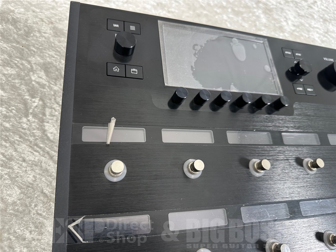 LINE6 Helix Floor ほぼ未使用品　箱付属品完備　純正バッグ付属 Line6 Helix Floor ほぼ未使用品 箱付属品完備 別売純正バッグ