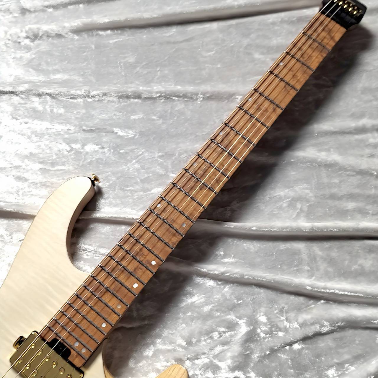 Ibanez Q52FMG NTL Natural Low Gloss ヘッドレスタイプ 島村楽器限定