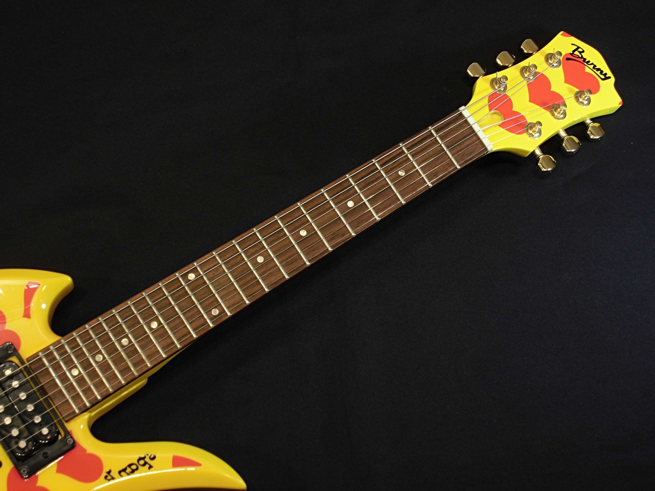 Burny YH-Jr. / Heart Yellow【中古品】【アンプ内蔵ミニギター