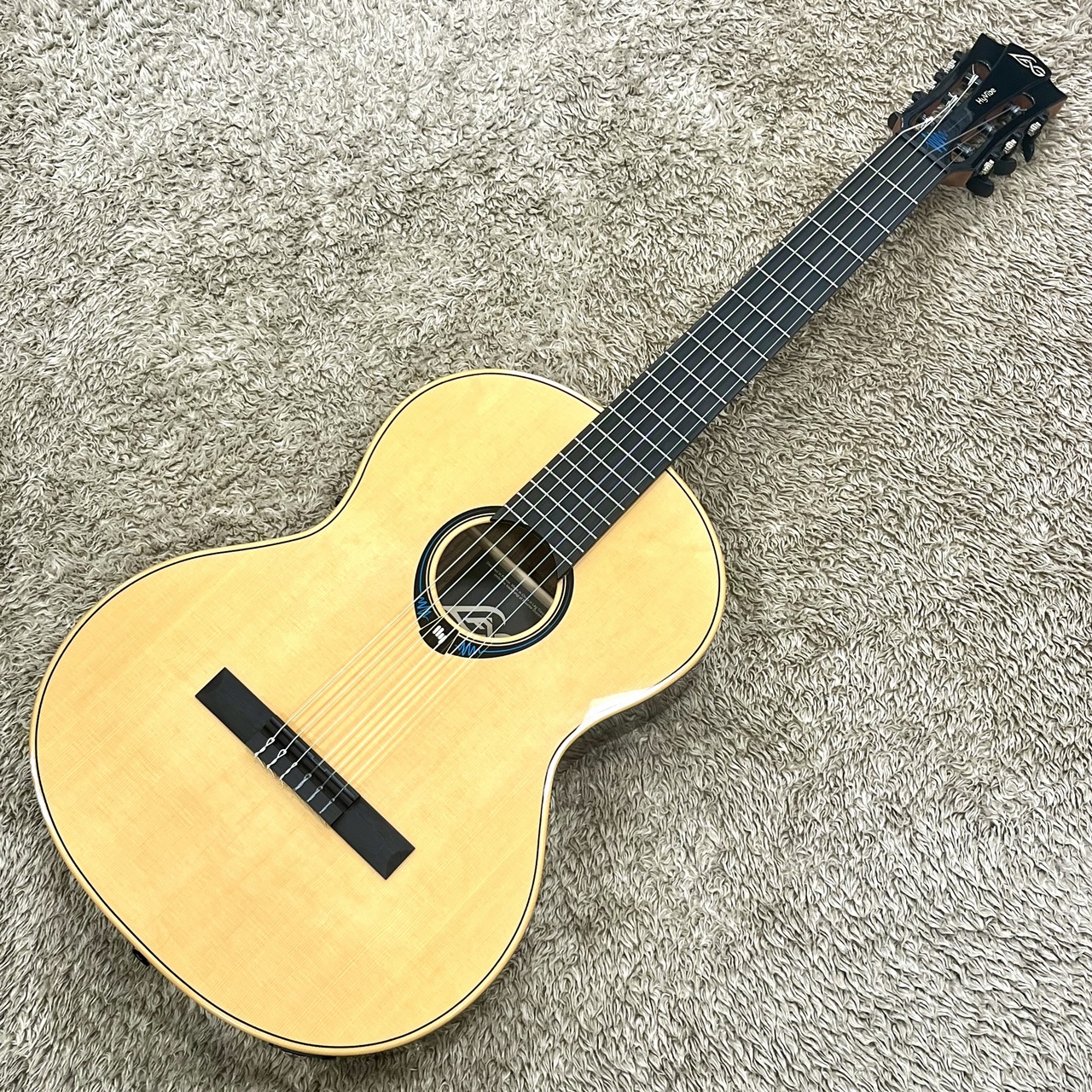 LAG Guitars Classical Hyvibe Series CHV30E / Nylon Smart