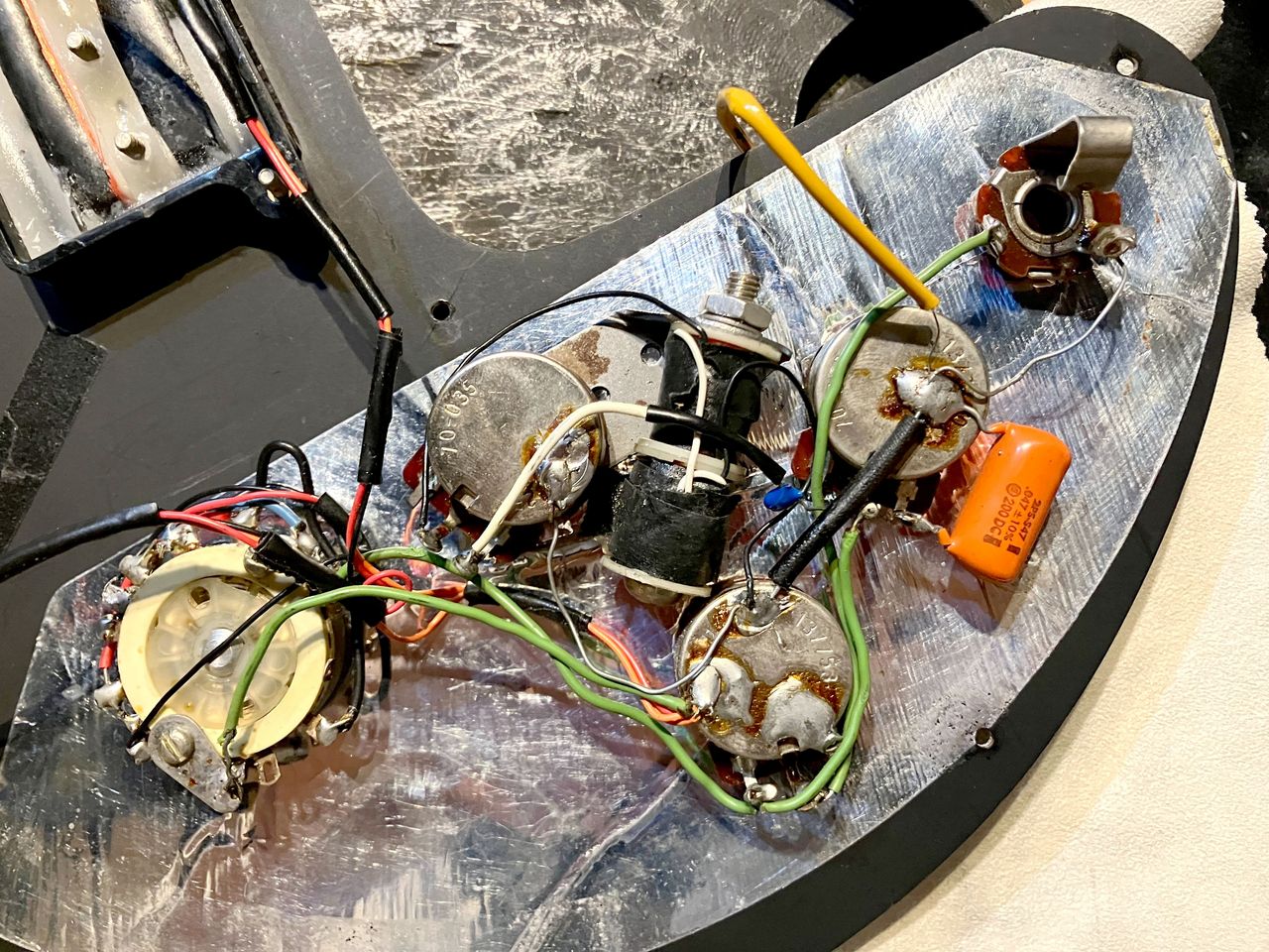 Gibson The Ripper Bass L-9S（ビンテージ）【楽器検索デジマート】