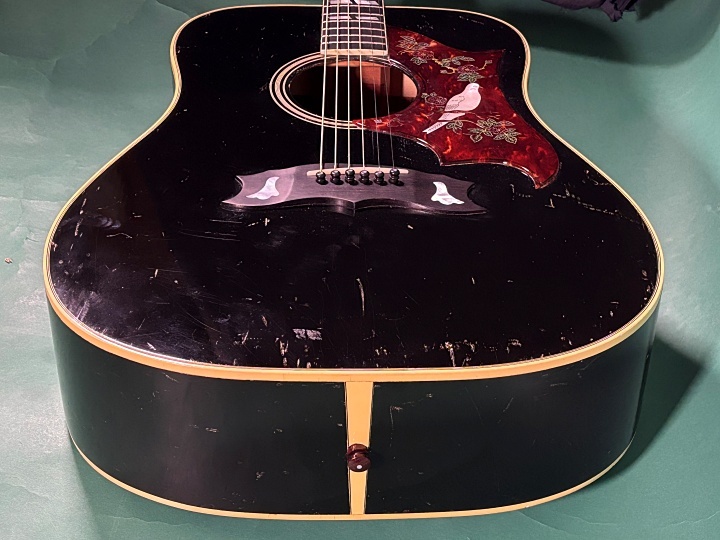Gibson DOVE BLK（ビンテージ）【楽器検索デジマート】