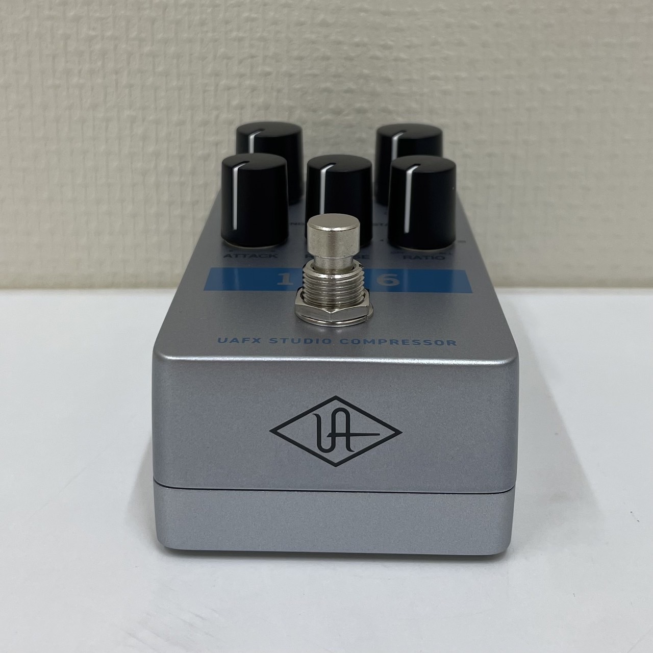 Universal Audio UAFX 1176 Studio Compressor コンパクトエフェクター