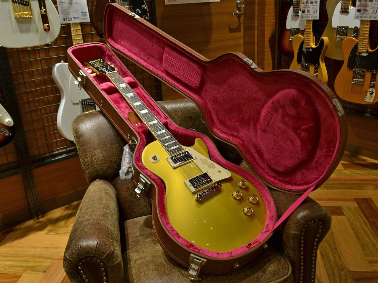 虎杢 調整済み 美品 Epiphone Les Paul エレキギター Epiphone Tak Matsumoto 1955 Les Paul Standard Antique Gold