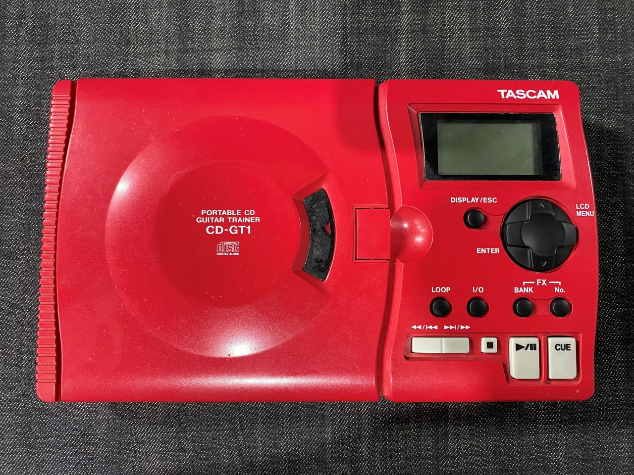 TASCAM CD-GT1　専用ケース型アンプスピーカーCD-SP-1 付き