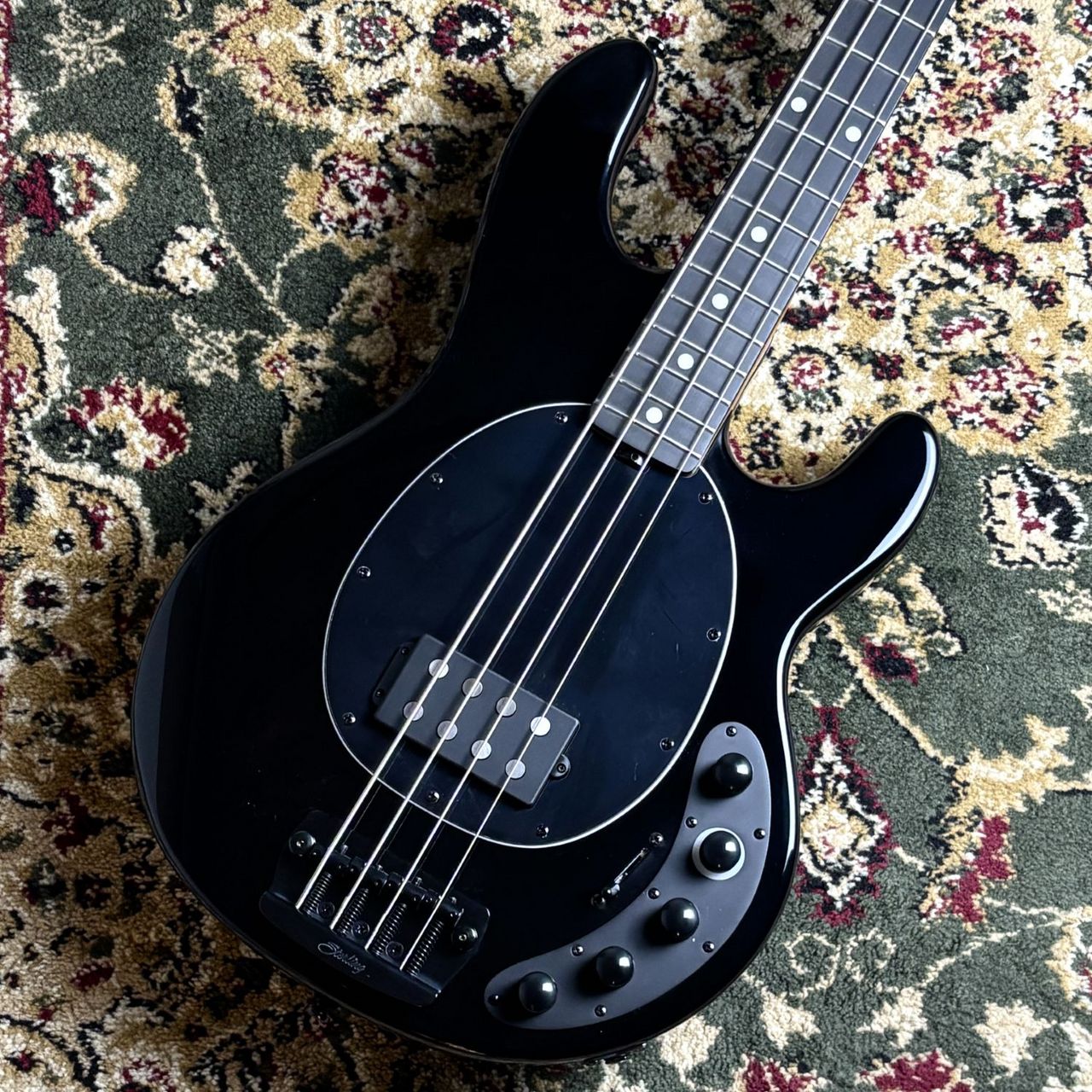 Sterling by MUSIC MAN 【現物画像】SBMM DARKRAY-BK-E2WB/≒4.54kg