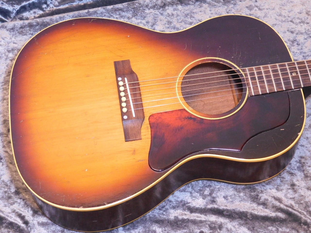 Gibson LG-1 '66（ビンテージ）【楽器検索デジマート】