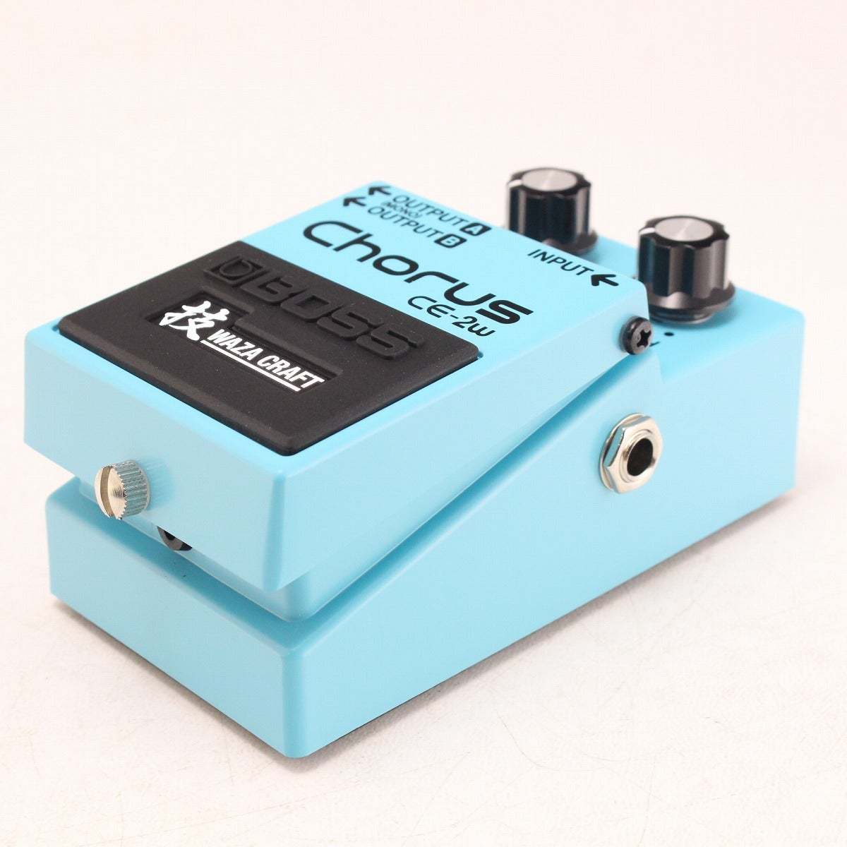 BOSS CE-2W 【御茶ノ水本店】（中古）【楽器検索デジマート】