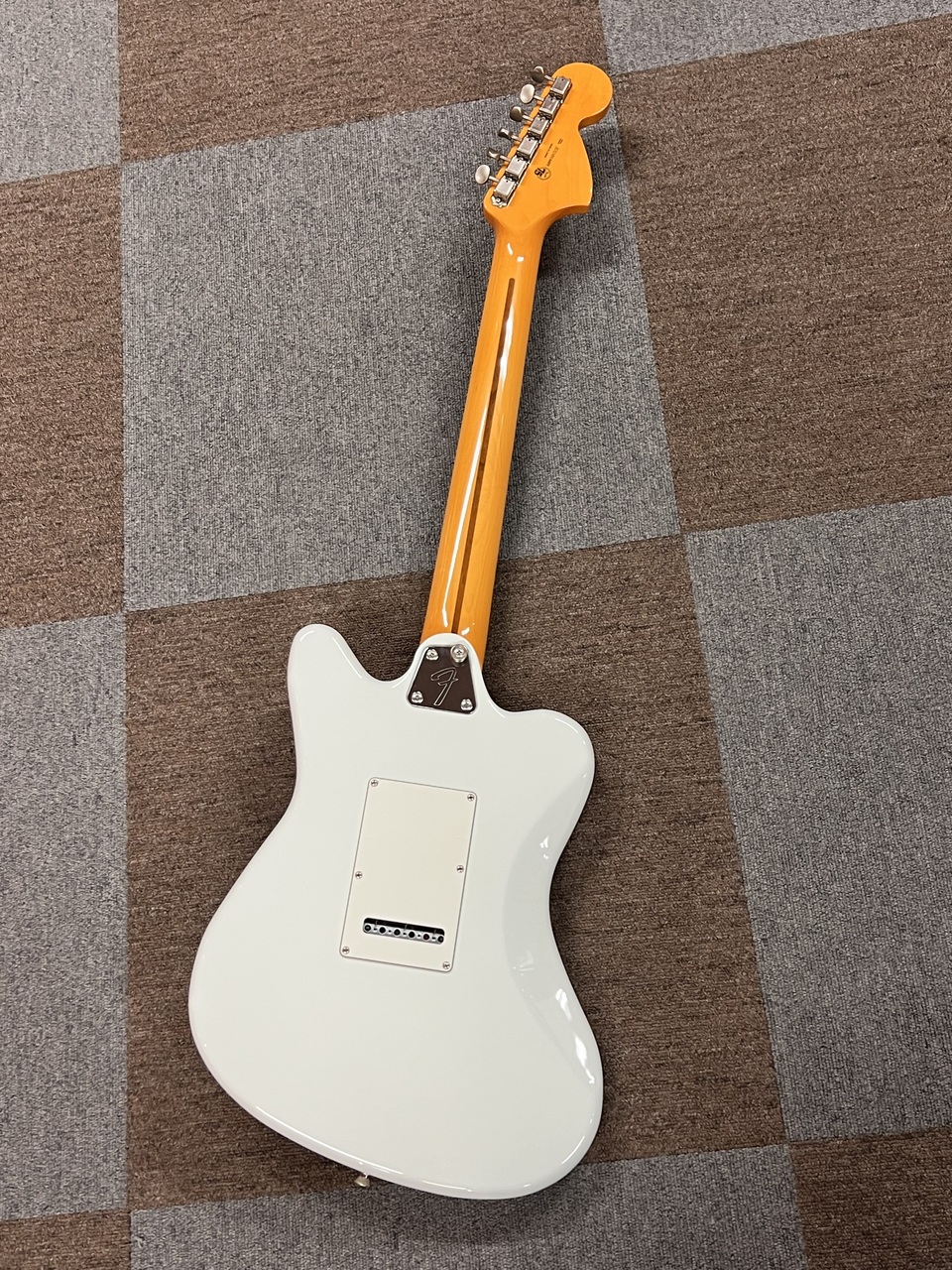 Fender Made in Japan Limited Super-Sonic, Rosewood Fingerboard