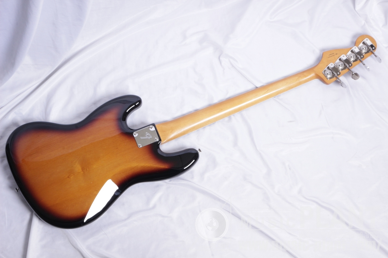 Fender Gold Foil Jazz Bass®, Ebony Fingerboard, 2-Color Sunburst