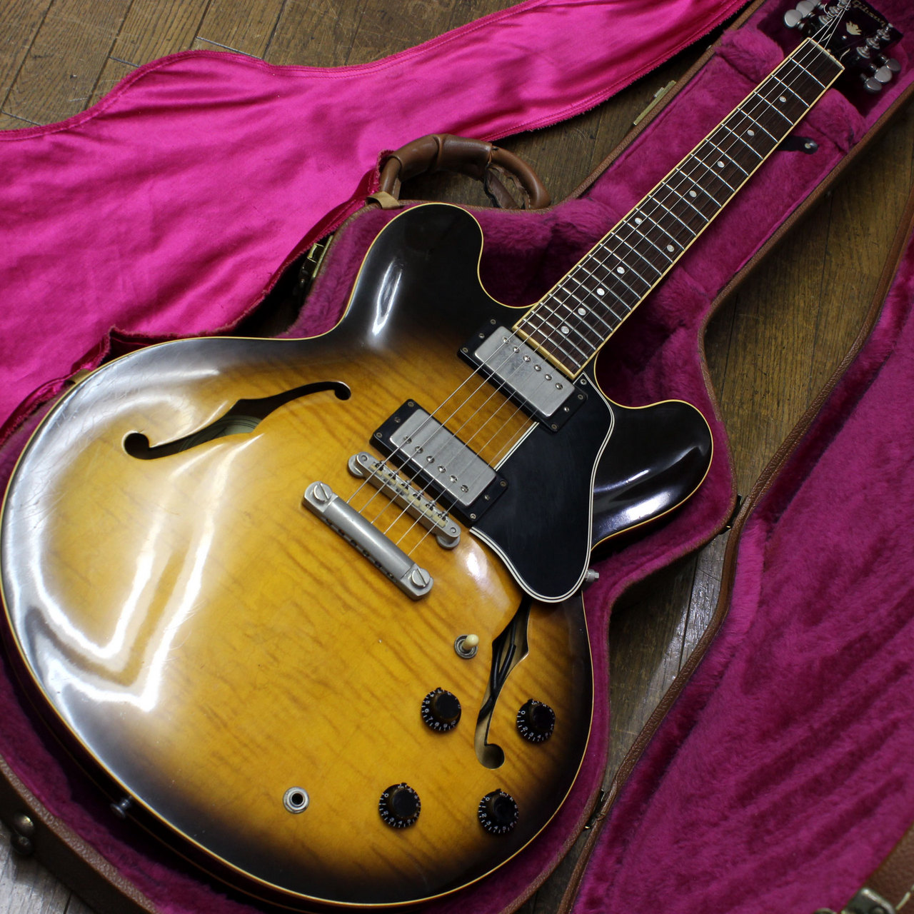 Gibson ES-335 Dot Vintage Sunburst セミアコ サンバーストGibson創業