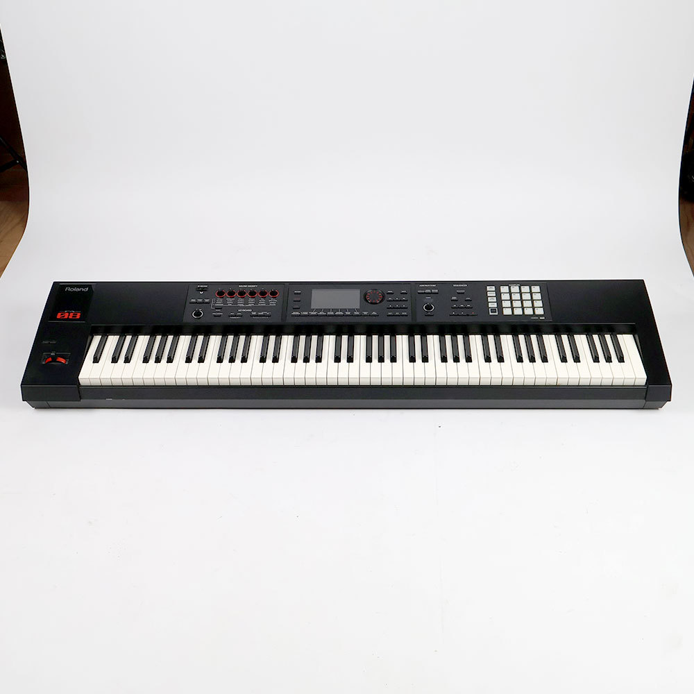 Roland シンセサイザー　FA08 Roland 【中古】 ROLAND FA-08 Music Workstation シンセサイザー 88鍵