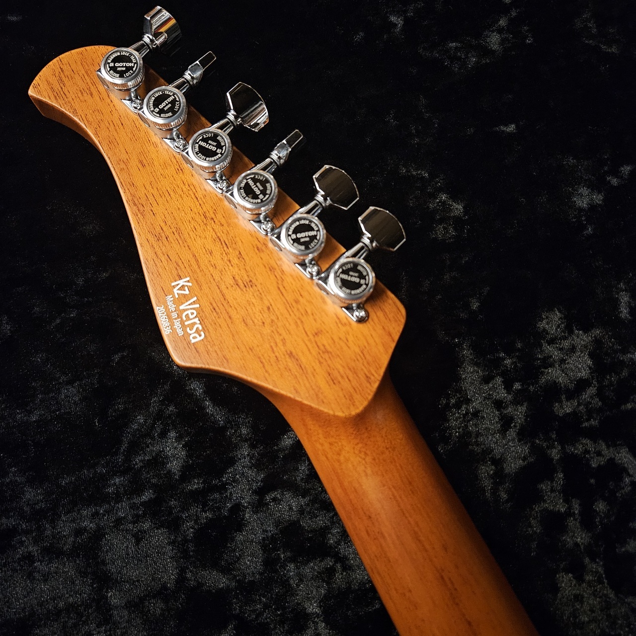 Kz Guitar Works Kz Versa SSH10 -Color Shift Elixir Super Shift