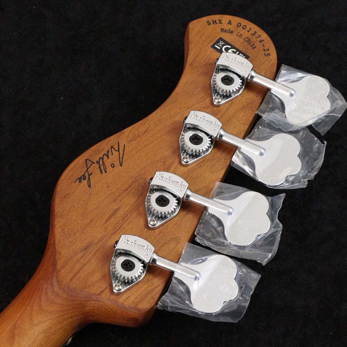 Sadowsky MX22 WL4 Morado Fingerboard Black 【メーカーアウトレット