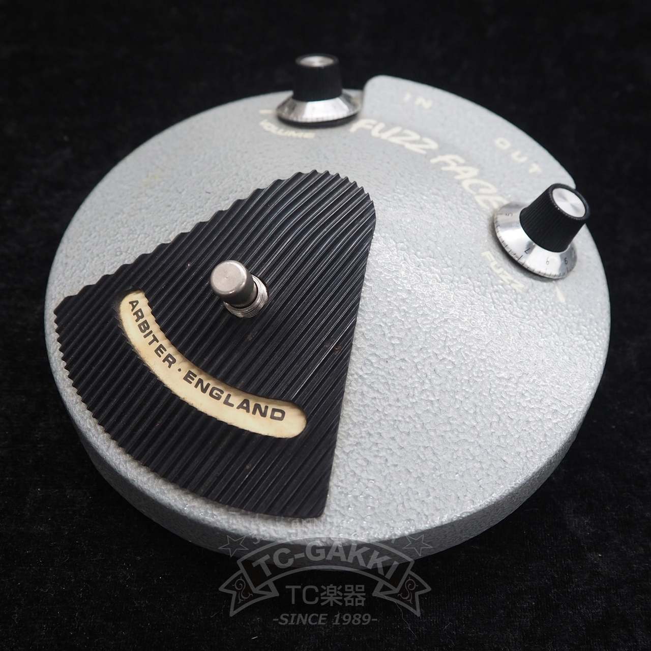 ARBITER-ENGLAND(DENIS CORNELL) FUZZ FACE (AC128)（中古