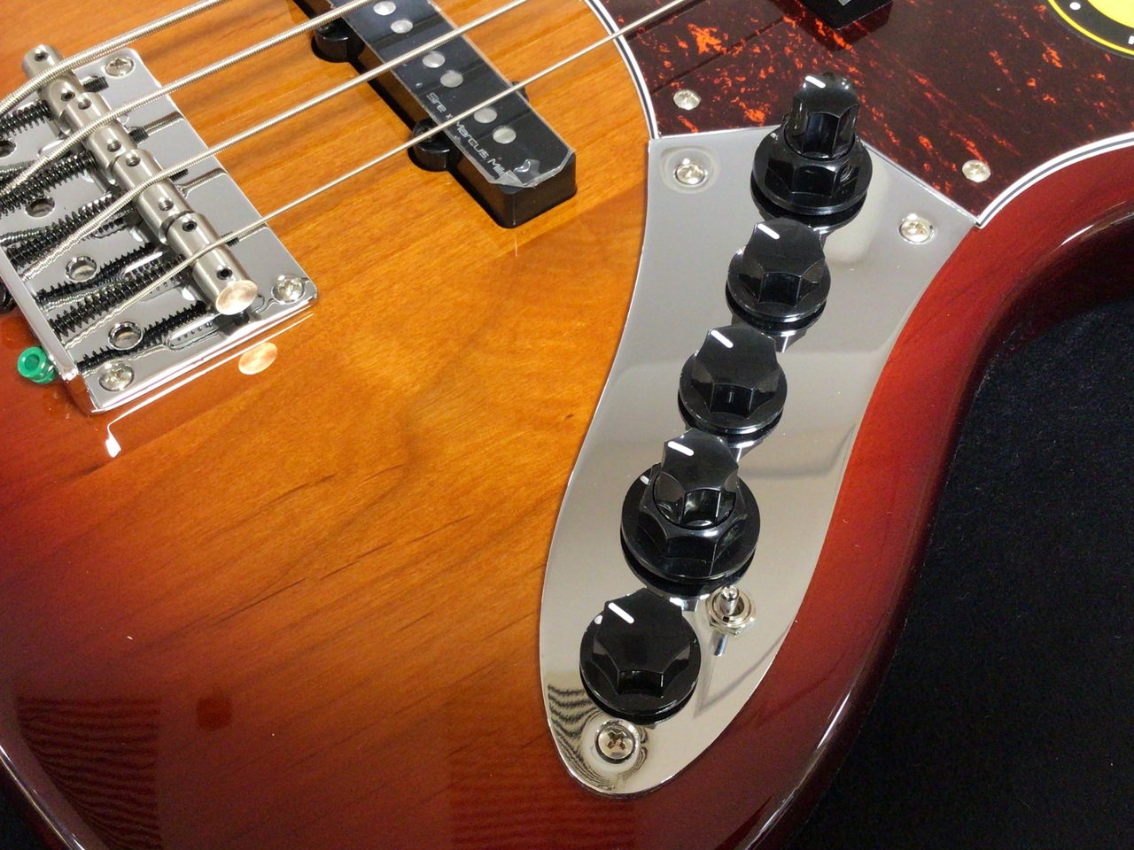 Sire V7 Alder 4st 2nd Generation / TS（新品/送料無料）【楽器検索