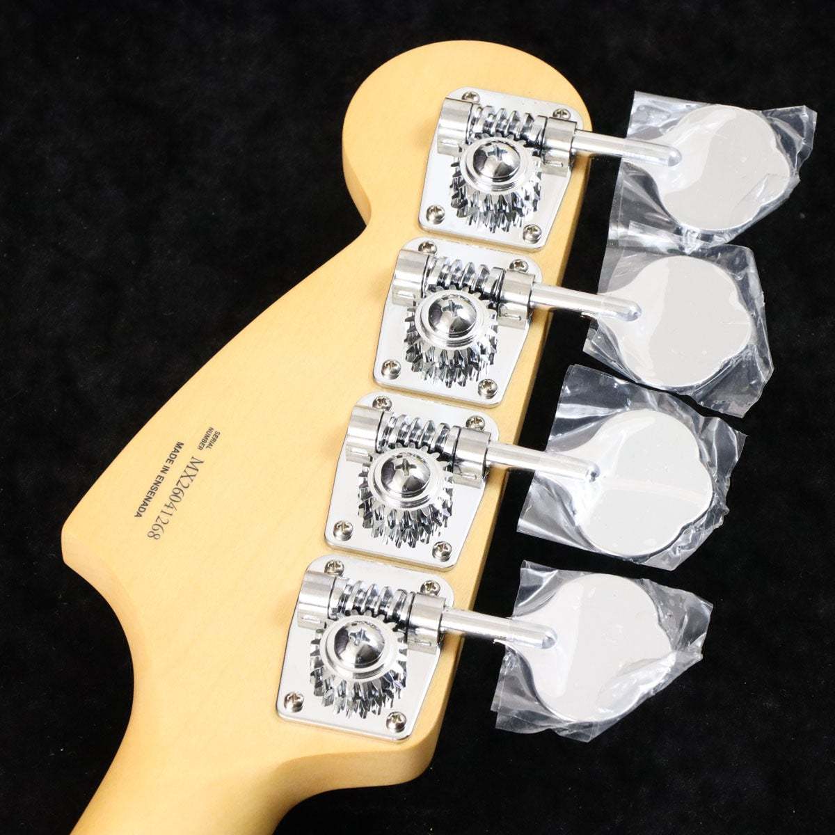Fender Player II Mustang Bass PJ Polar White 【御茶ノ水本店 Fender Player II Mustang Bass PJ Polar White 【御茶ノ水本店