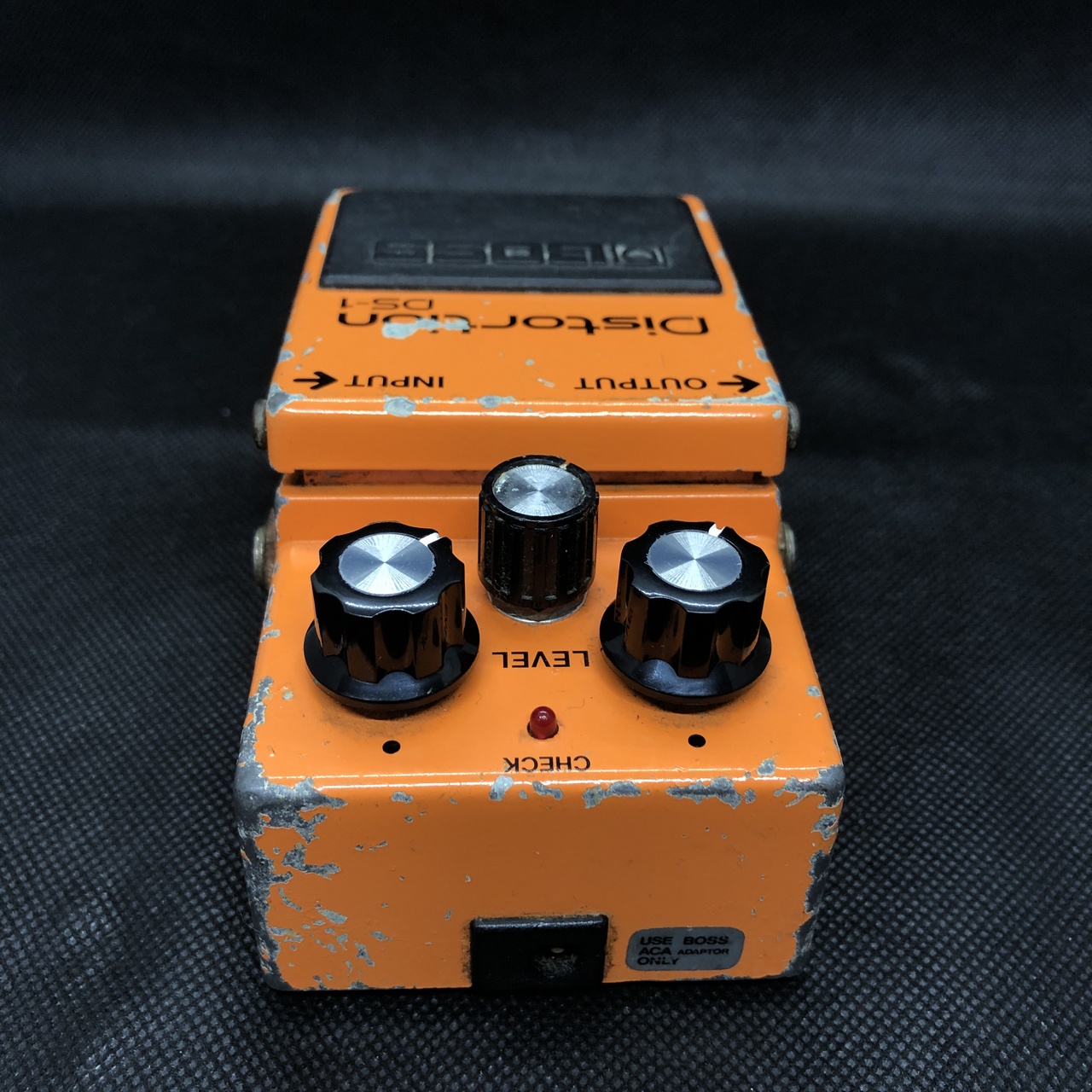 BOSS DS-1 ・1983年 日本製　ACA電源 BOSS DS-1 Distortion 1983年製 MADE IN JAPAN 黒ラベル ACA電源