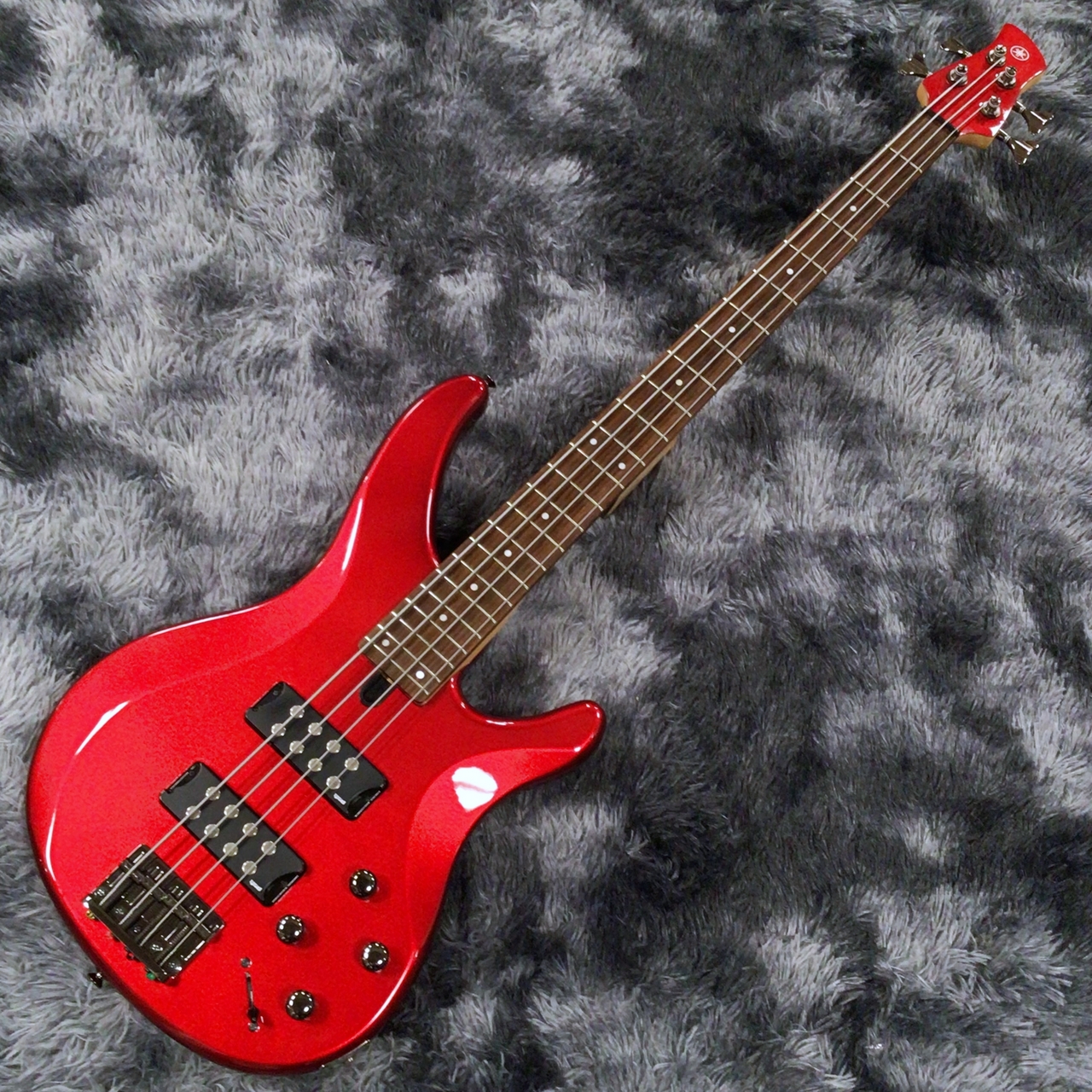 YAMAHA TRBX304 CAR (Candy Apple Red)【中古品】【アクティブ4弦