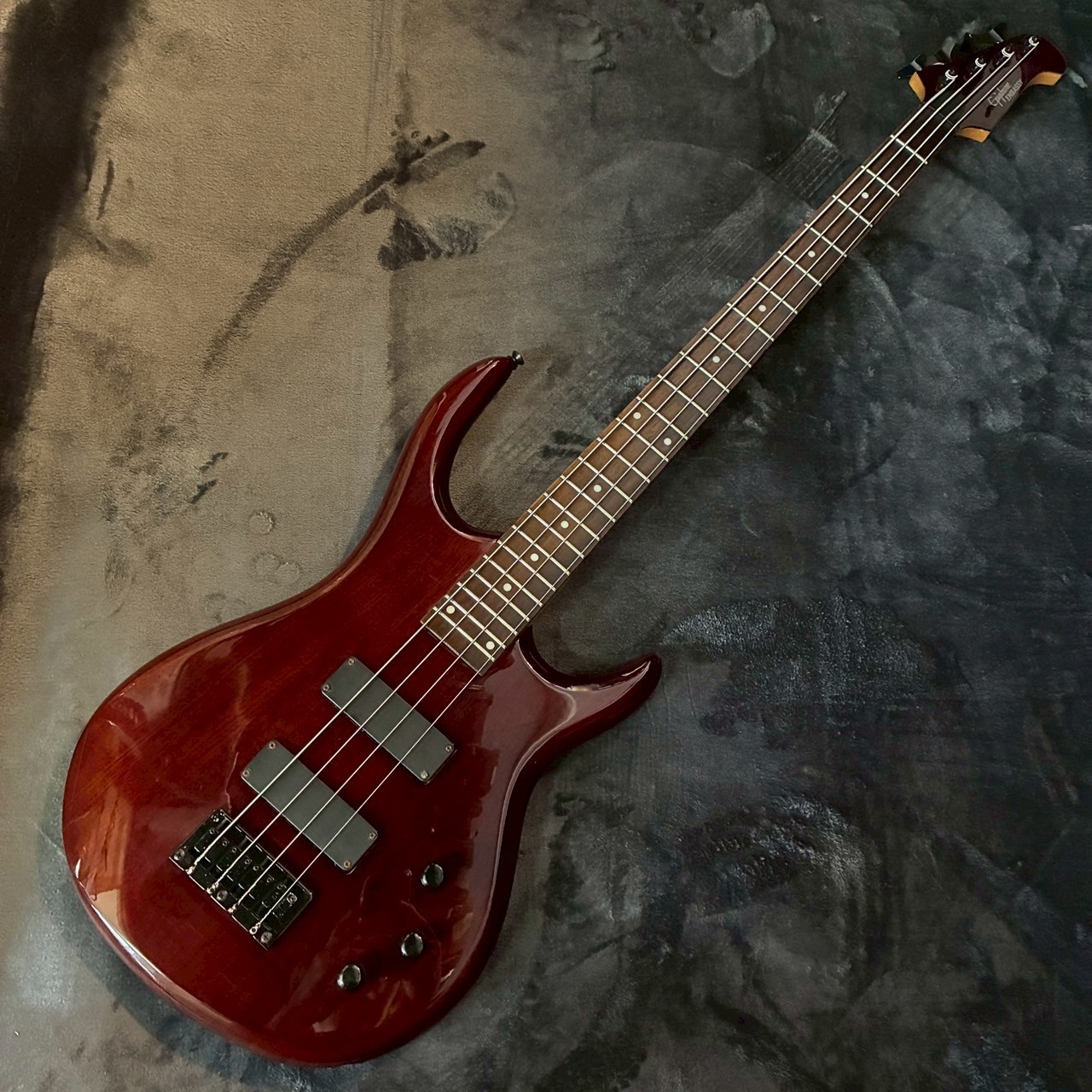 Epiphone Embassy Standard IV エレキベース Epiphone Embassy Standard IV - What To Know & Where To Buy