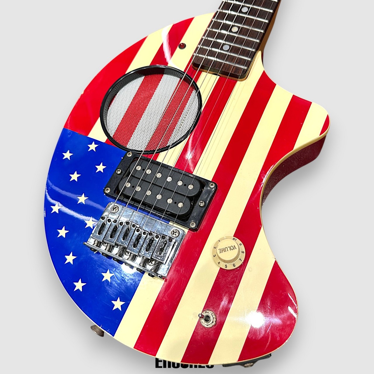 FERNANDES ZO-3 ブラジル国旗バージョン　美品　完動品　ケース付 FERNANDES ZO-3 USA国旗デザイン（中古）【楽器検索デジマート】