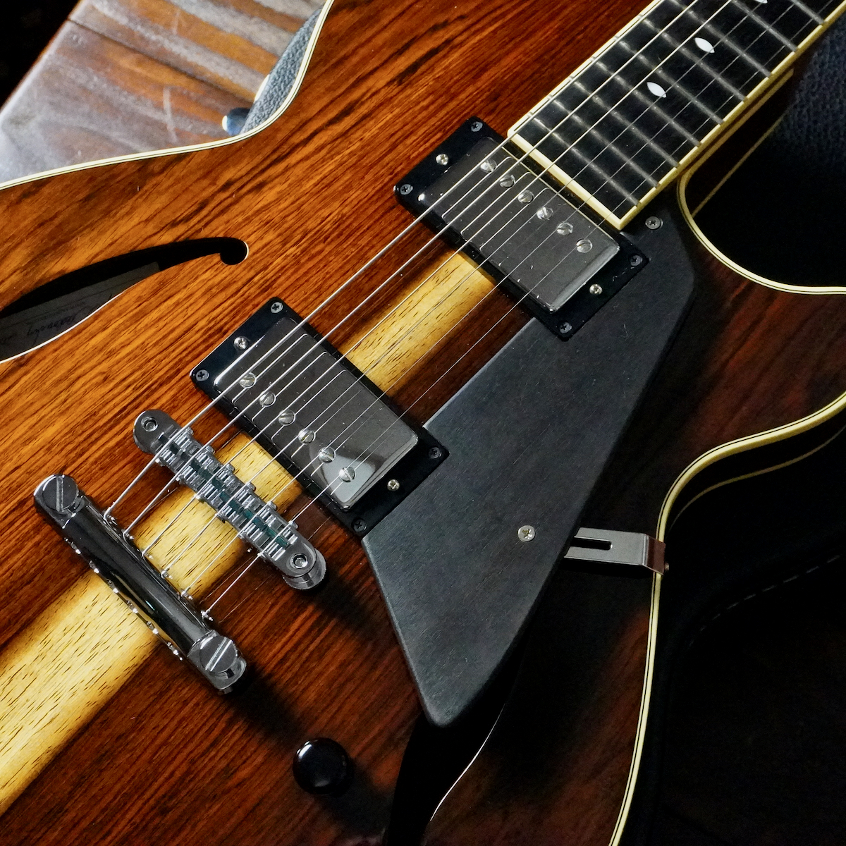Sadowsky Semi-Hollow Model Limited Jacaranda Top 2021（中古