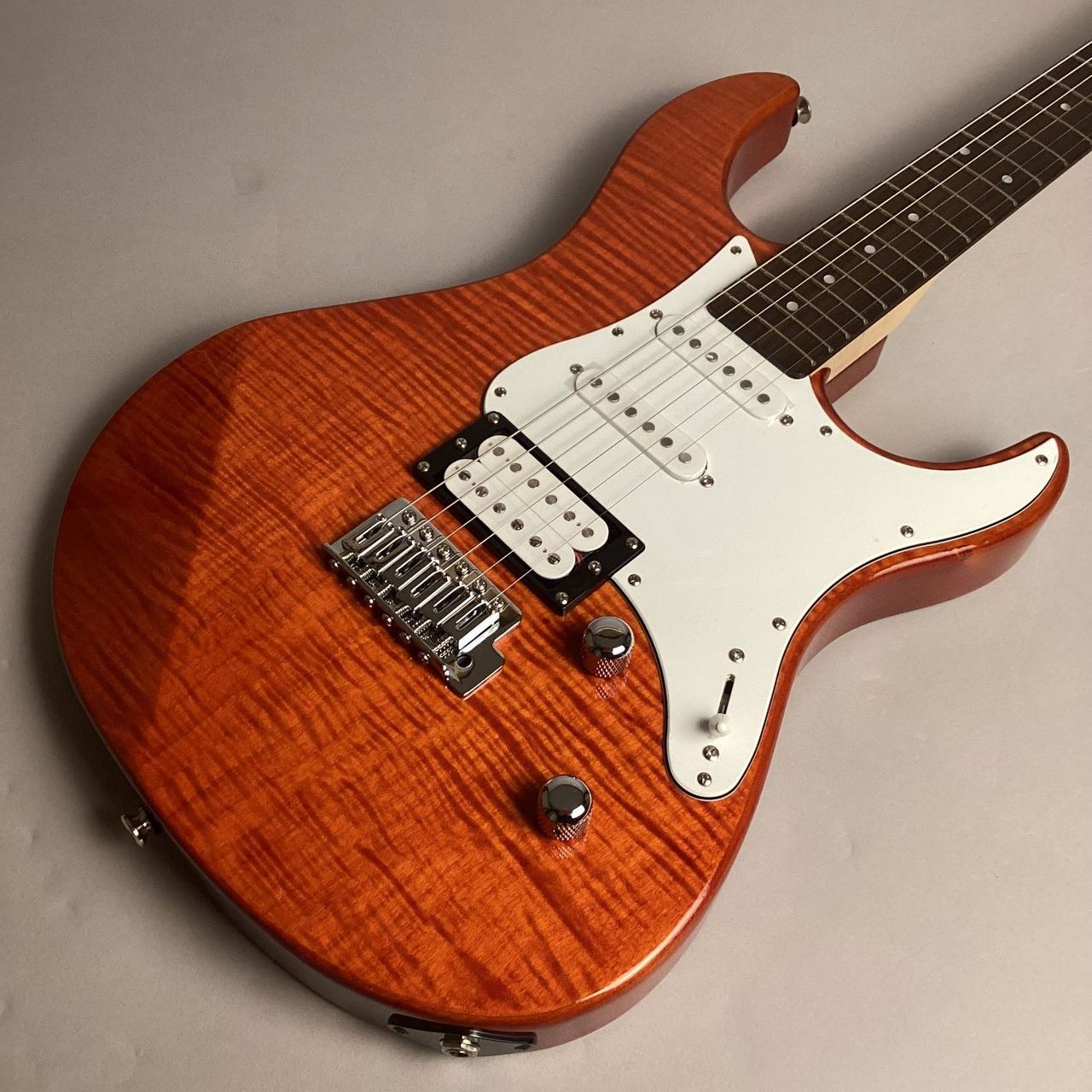 YAMAHA PACIFICA 212VFM -CMB(キャラメルブラウン)-《エレキ