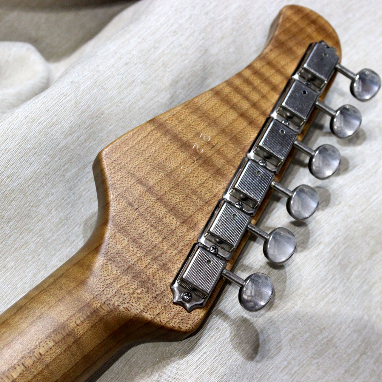 Xotic XSC-1 Black Super Light Aged エキゾチック ストラト