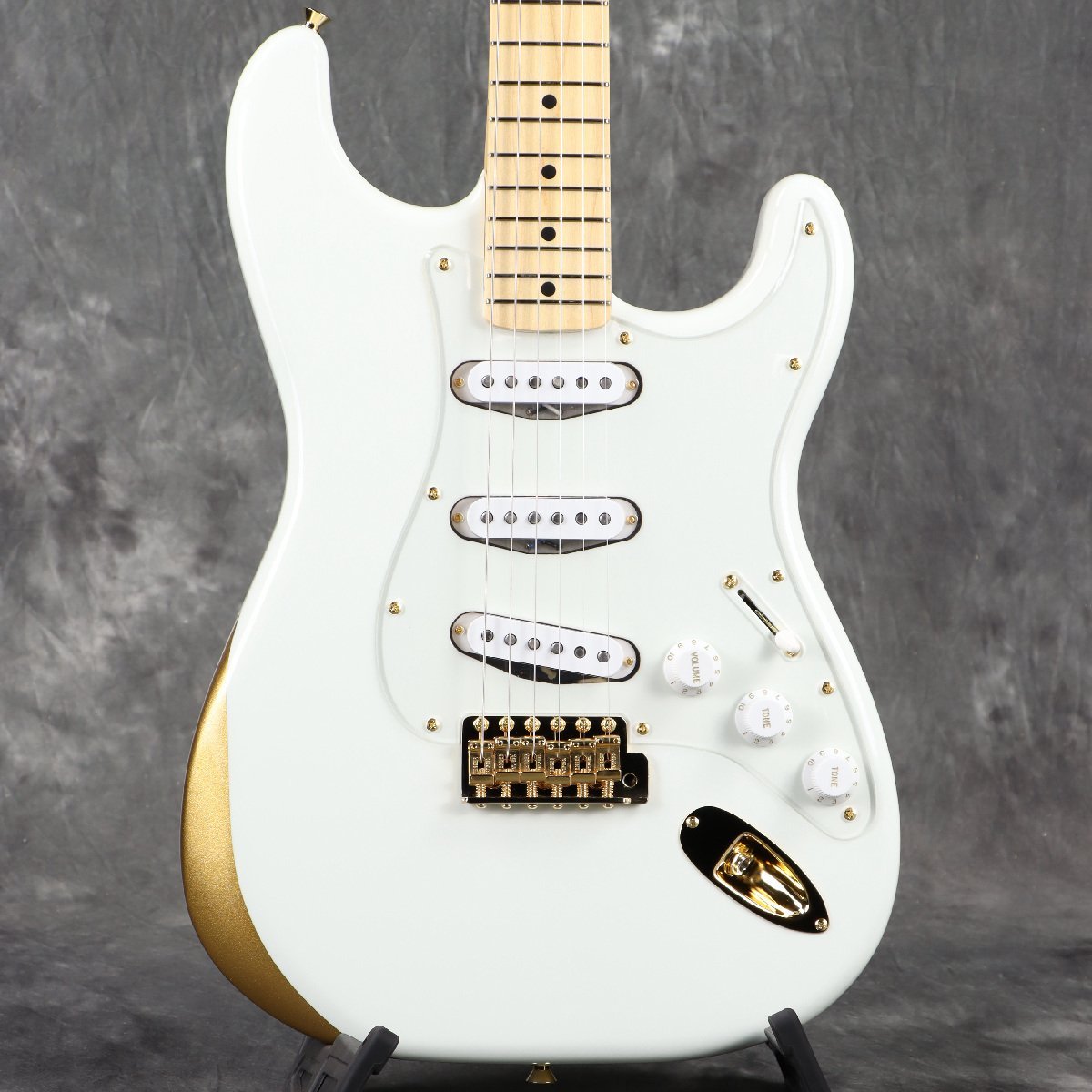 ラルク ケンモデル Fender（フェンダー）からKen（L'Arc〜en〜Ciel）新