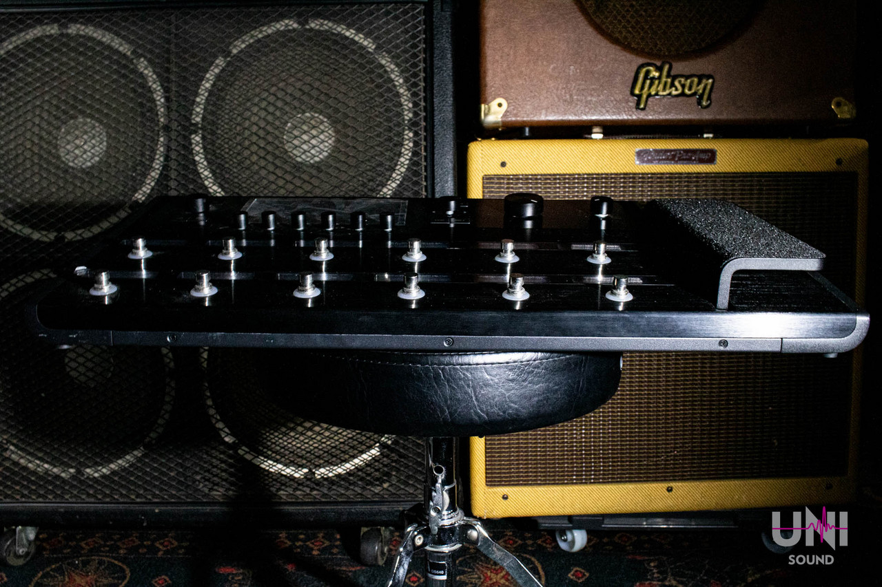 【中古美品】キャリーバッグ付き　LINE6 helix floor LINE 6/Helix Floor【中古】【USED】 中古美品】キャリーバッグ