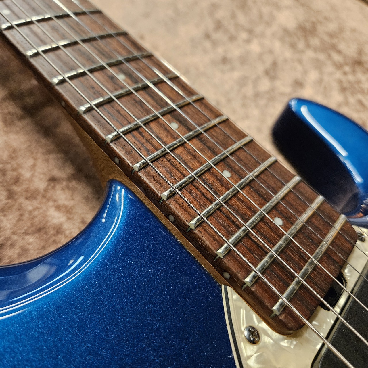 MUSIC MAN USA Silhouette Special HSS Tremolo EMG Mod.（中古/送料