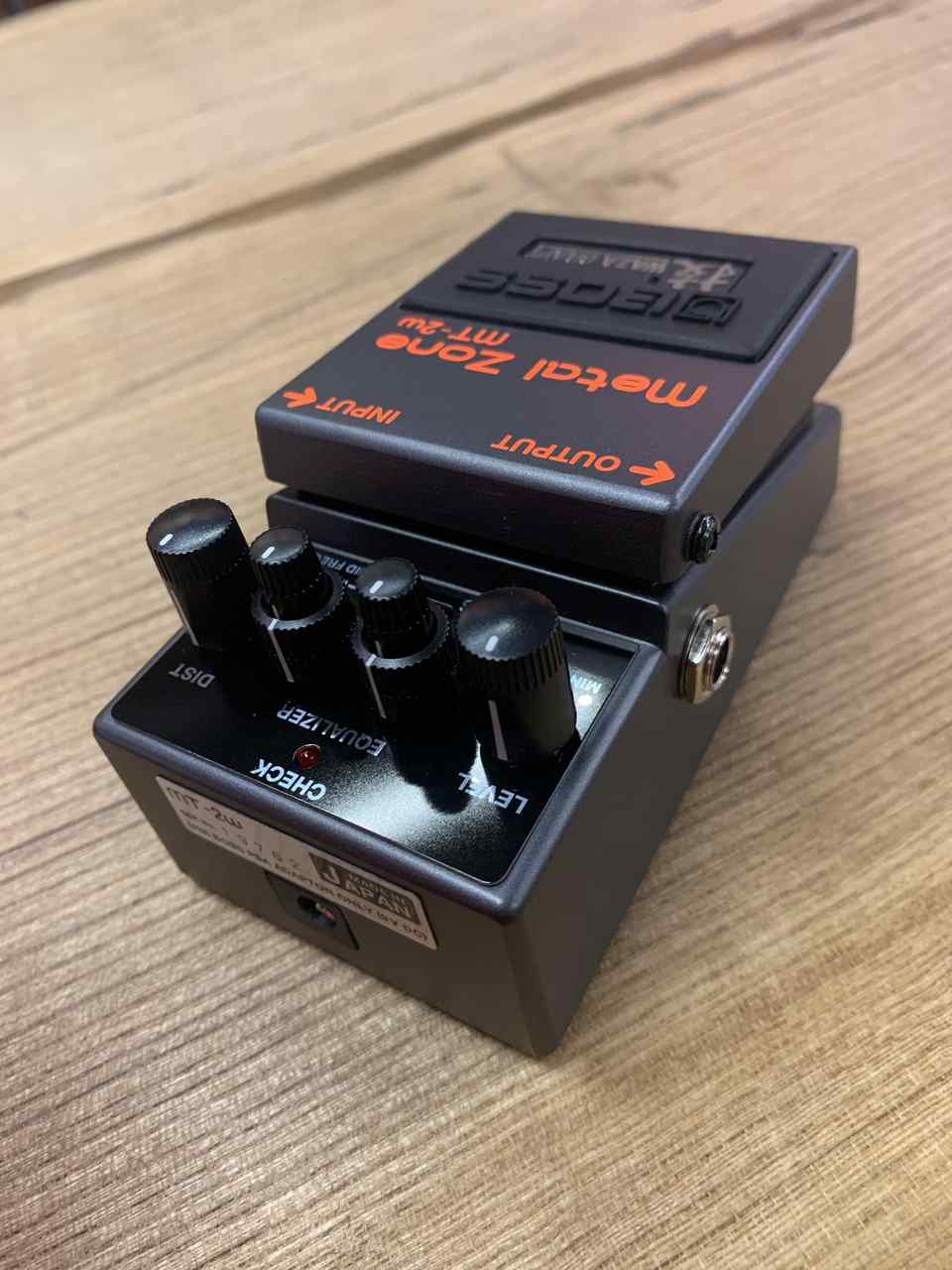 BOSS MT-2W METAL ZONE WAZA CRAFT（新品）【楽器検索デジマート】