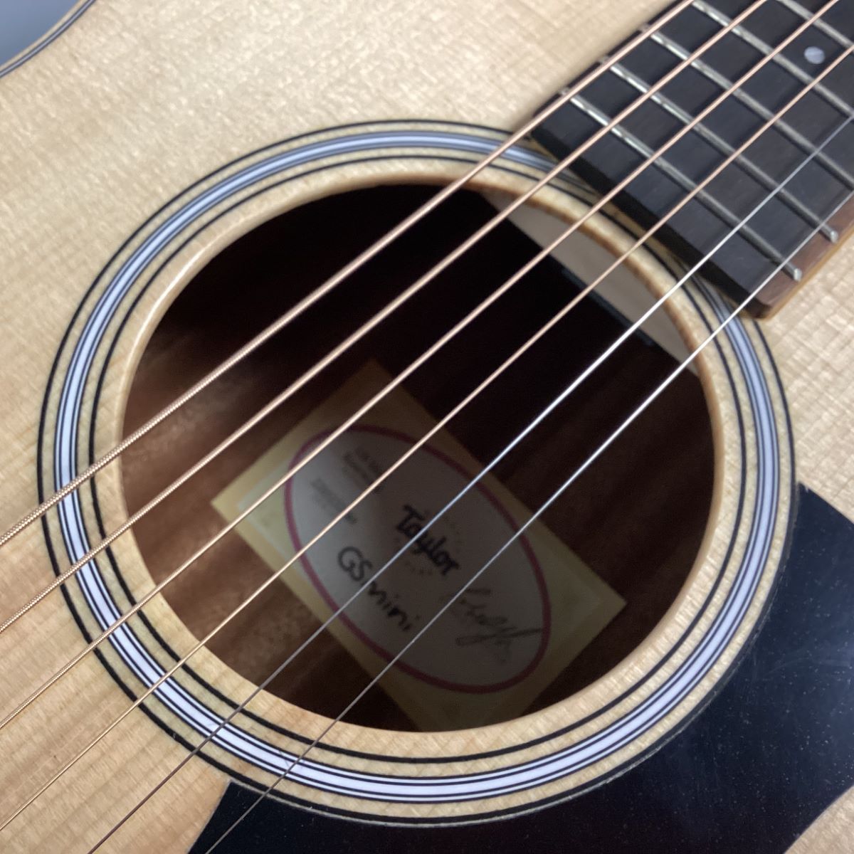 Taylor GS Mini Rosewood ミニアコースティックギター【現物画像】※傷