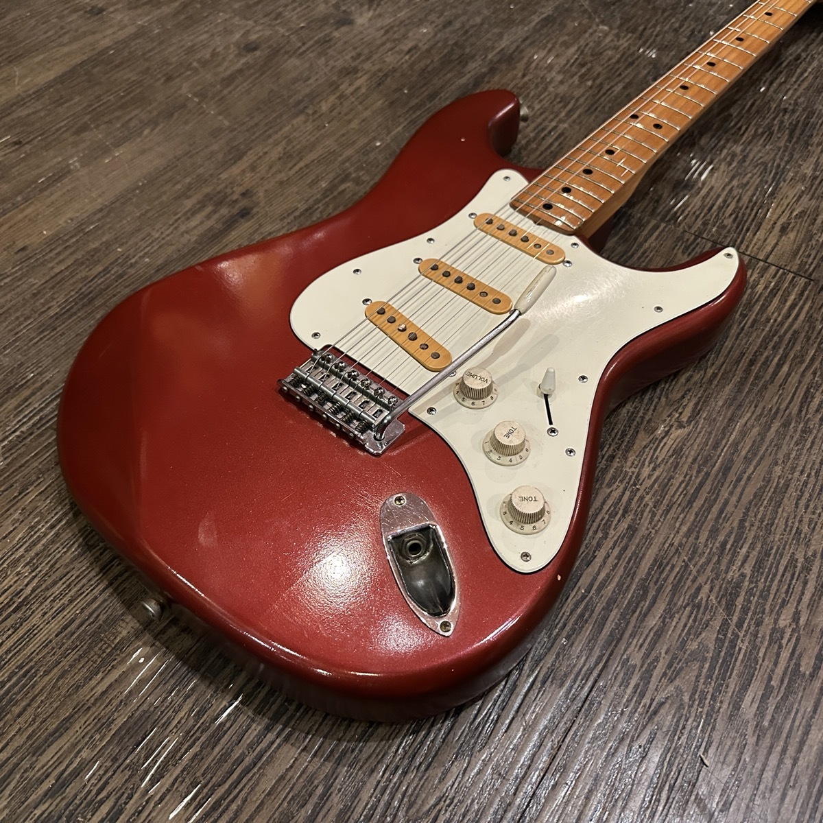 Fresher STRAIGHTER エレキギター ケース付 【試奏動画あり】 Fresher STRAIGHTER エレキギター ケース付 【試奏動画あり】