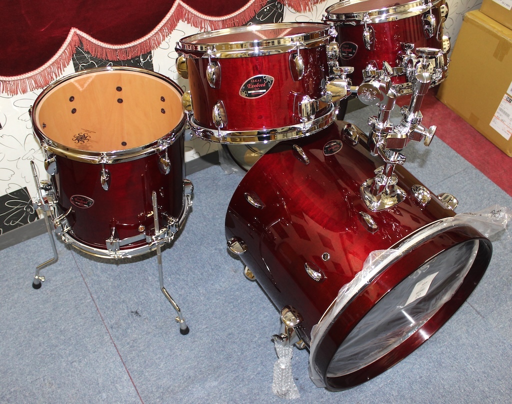 サキナ ラエヴァ 4点セット サキナ ラエヴァ 4点セット