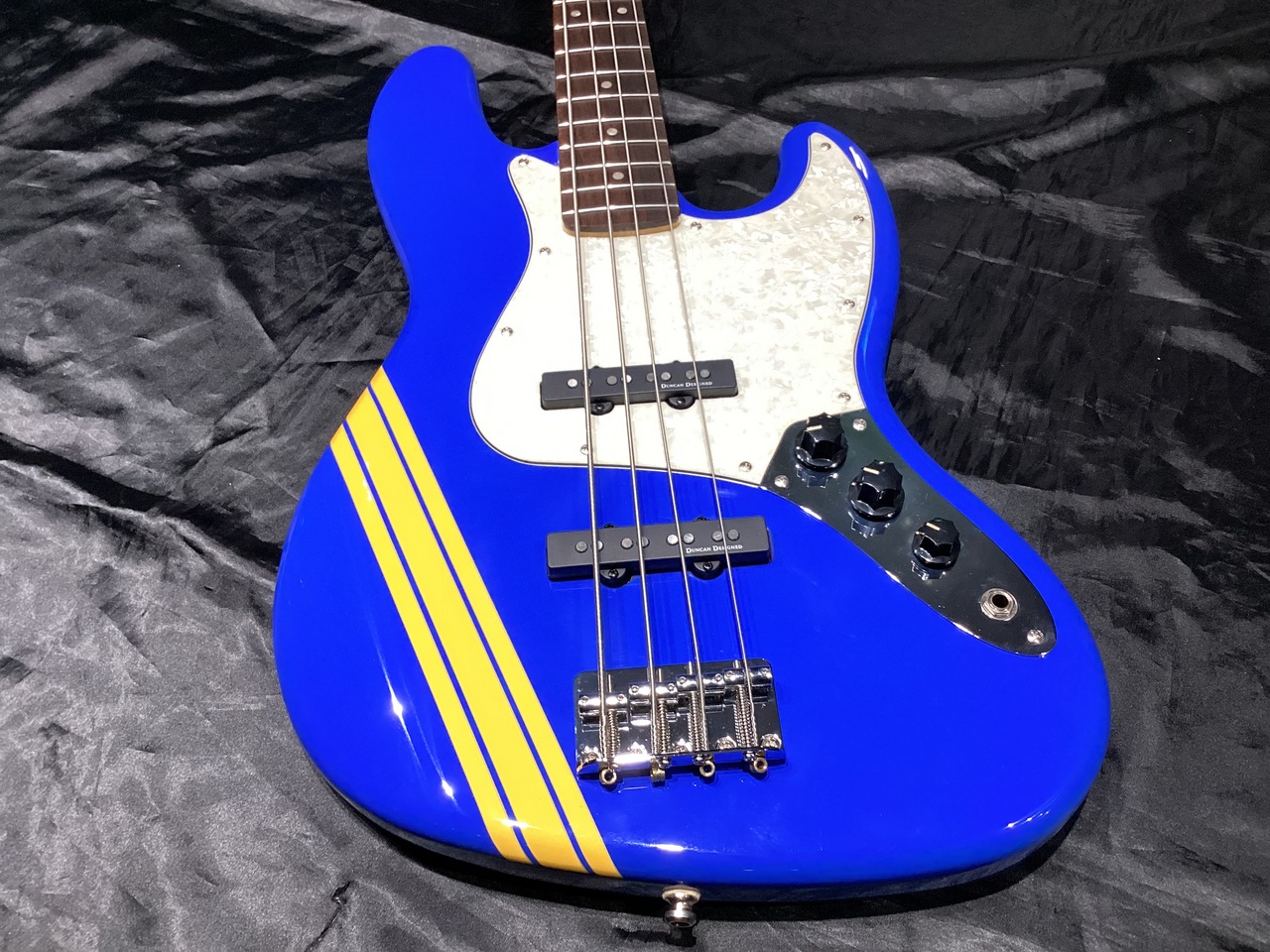 Squier by Fender TOMOMI Jazz Bass（中古）【楽器検索デジマート】