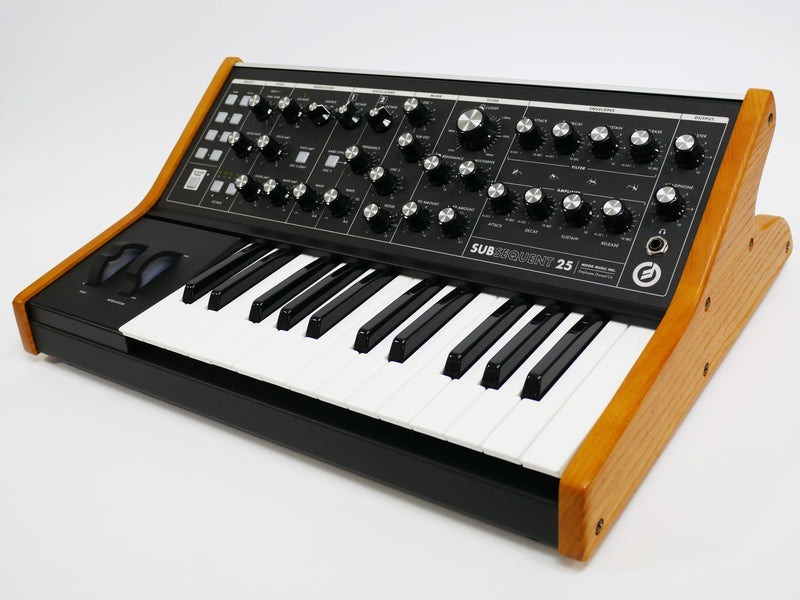 【美品】Moog Subsequent 25 アナログシンセサイザー Amazon.co.jp: MOOG Subsequent 25 パラフォニック・アナログ
