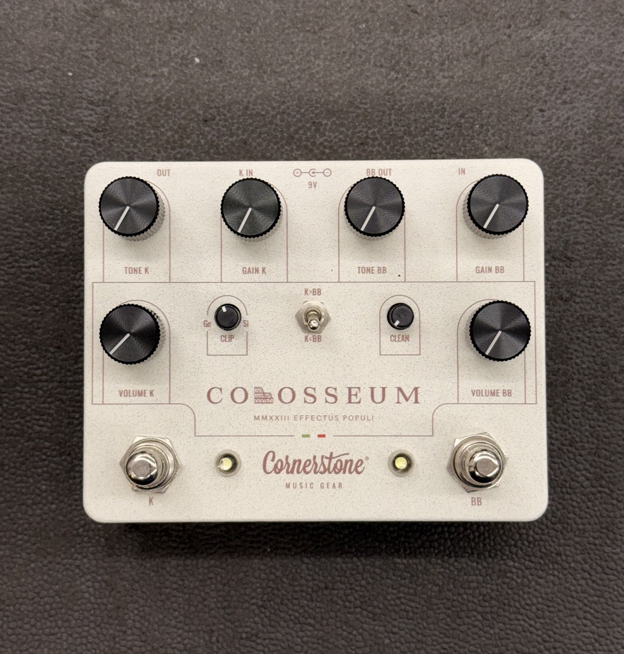 Cornerstone COLOSSEUM（中古）【楽器検索デジマート】