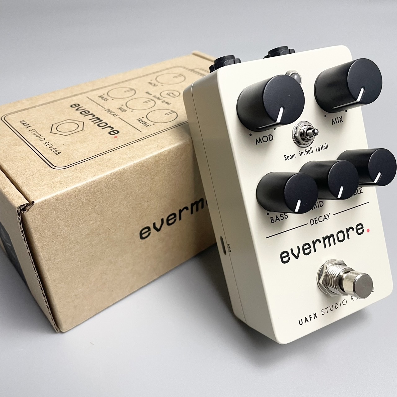 evermore UA FX スタジオリバーブ UAFX Evermore Studio Reverb - Universal Audio | Hookup, Inc.