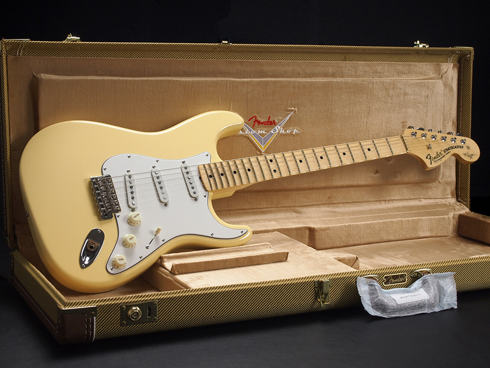 最新型イングヴェイ仕様にカスタム!80年代製Fender Stratocaster ストラトキャスター エレキギター フェンダー JAPAN 年代の割にとても状態良好！ フェンダー