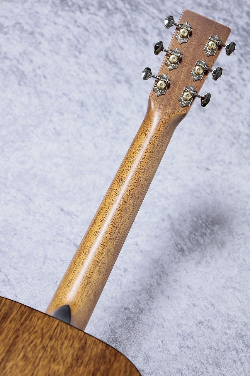 Martin 【新仕様個体】00-18Standard #2934956【最大48回分割無