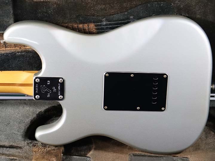 Fender 25TH ANNIVERSARY STRATOCASTER （ビンテージ）【楽器検索