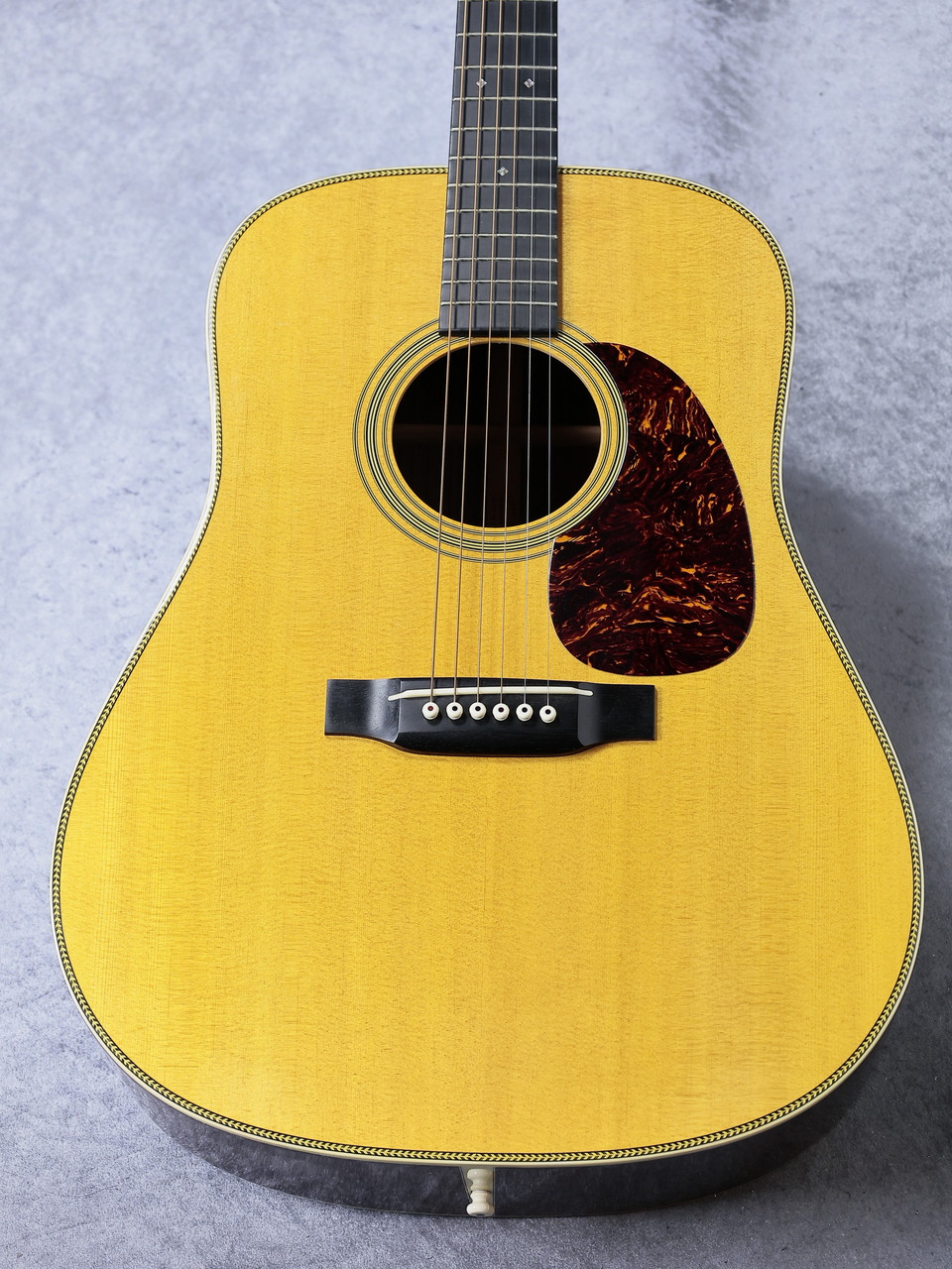 martin hd28v 2013年製 ISS13098CMARTINISS13098CUSED20